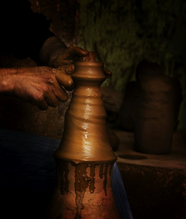 Comment découvrir les traditions artisanales de la poterie en Tunisie?